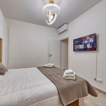 City Vibes, Indoor Parking, Breakfast & Air Conditioning Ницца Экстерьер фото